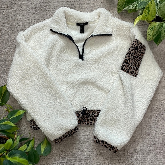 Forever 21 Crop Sweater - Picture 1 of 8